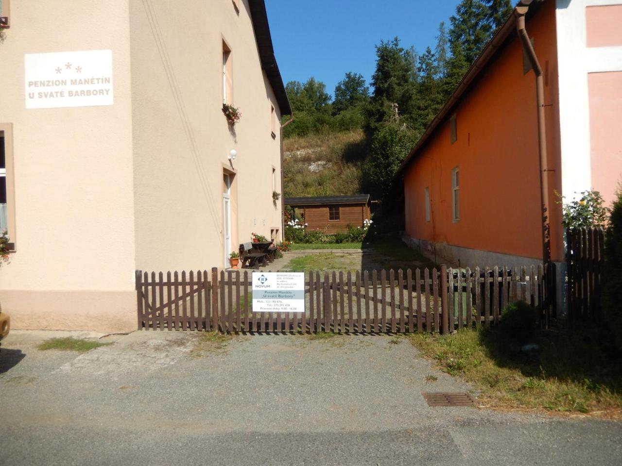 Penzion Manetin U Sv. Barbory Hotel Luaran gambar